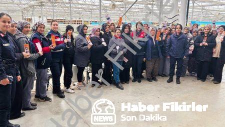 Simav’da Jandarma Ekiplerinden Sera Çalışanı Kadınlara KADES Eğitimi